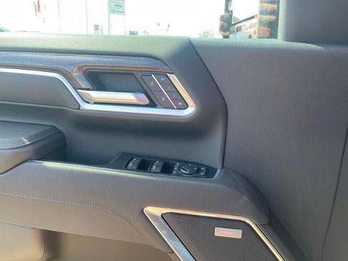 New 2026 Chevrolet Silverado 3500 LTZ w/ LTZ Convenience Package image 16