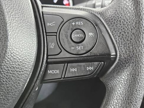 Used 2024 Toyota RAV4 XLE FWD image 14