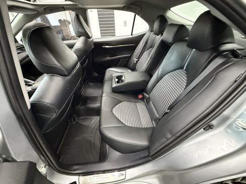 Used 2024 Toyota Camry SE FWD image 23