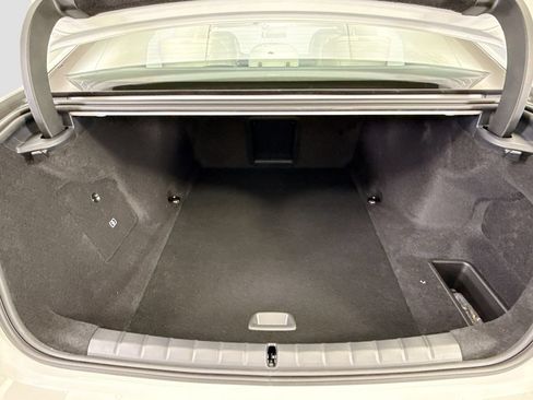 Used 2026 BMW i7 eDrive50 RWD image 28