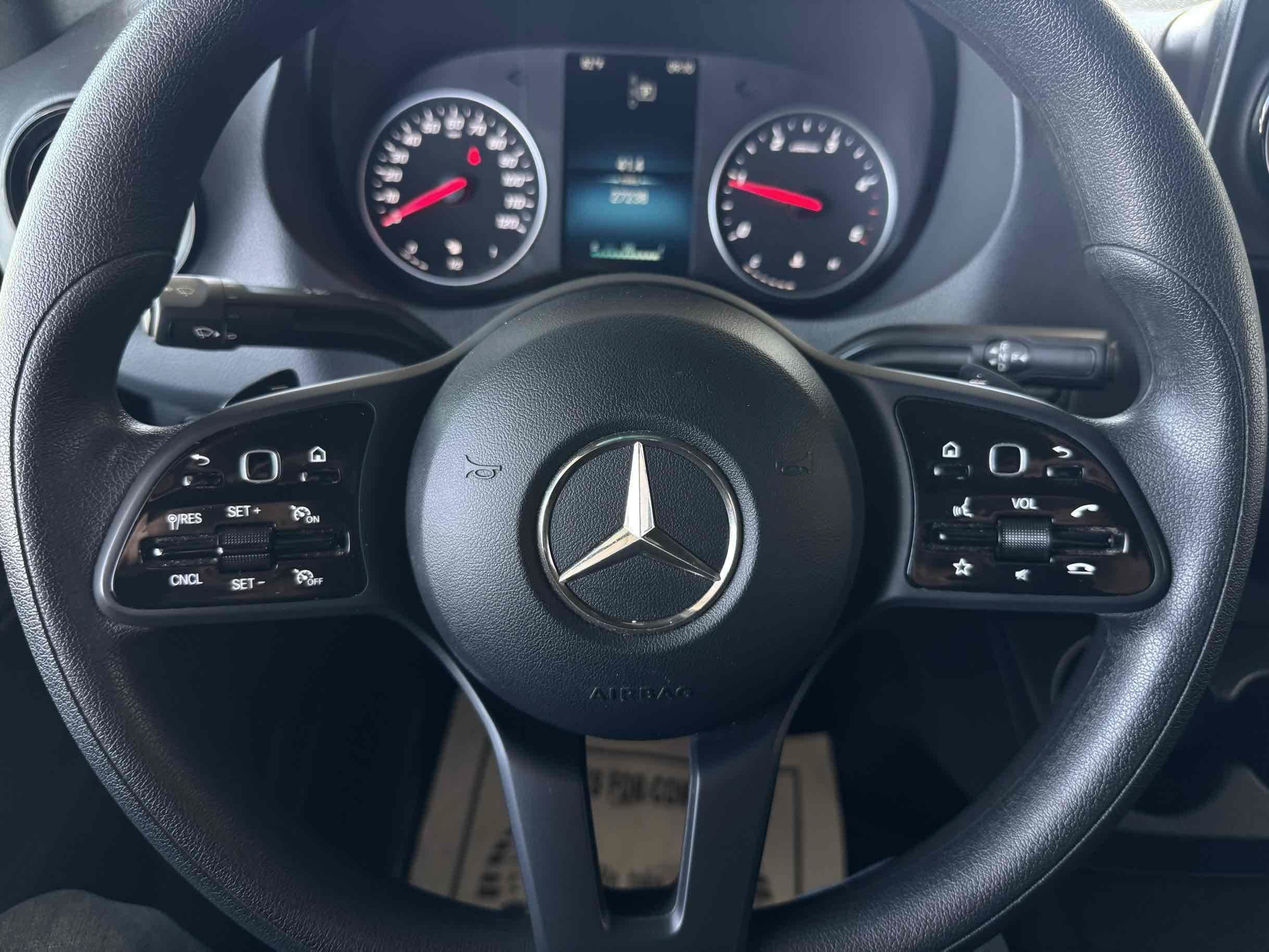Used 2024 Mercedes-Benz Sprinter 2500 image 19