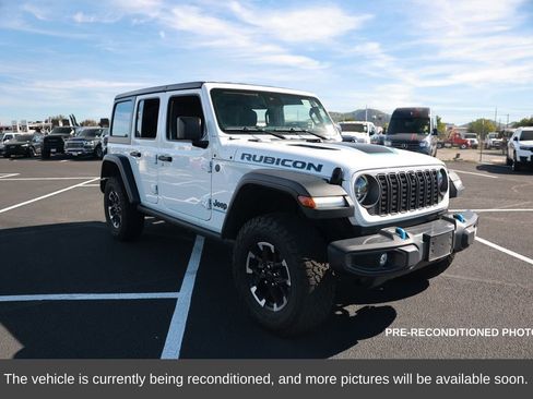 Used 2024 Jeep Wrangler Unlimited Rubicon 4xe w/ Technology Group image 8