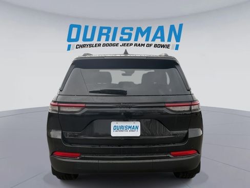 New 2025 Jeep Grand Cherokee Limited w/ Black Appearance Package AWD/4WD image 5