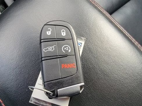 Used 2024 Dodge Durango GT image 41