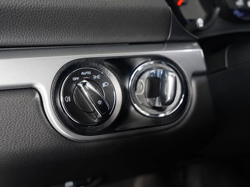 Used 2025 Porsche 718 Cayman image 45