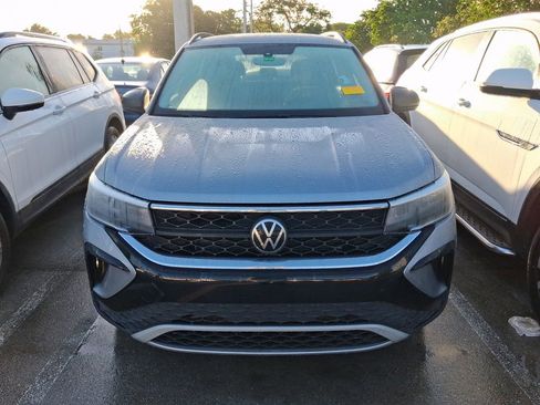 Certified 2023 Volkswagen Taos S FWD image 4