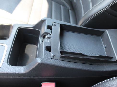Used 2017 Ford Escape Titanium FWD image 30