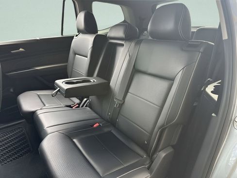 Certified 2023 Volkswagen Atlas SE image 23