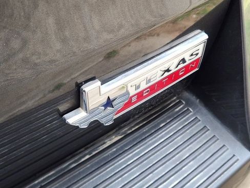 Used 2020 Ford Expedition Max Limited w/ Texas Edition Package image 10