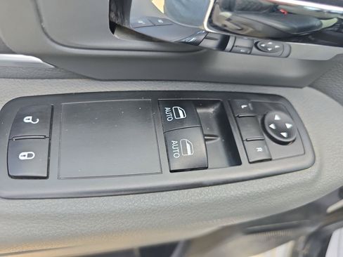 Used 2018 RAM 3500 Tradesman w/ Chrome Appearance Group AWD/4WD image 22