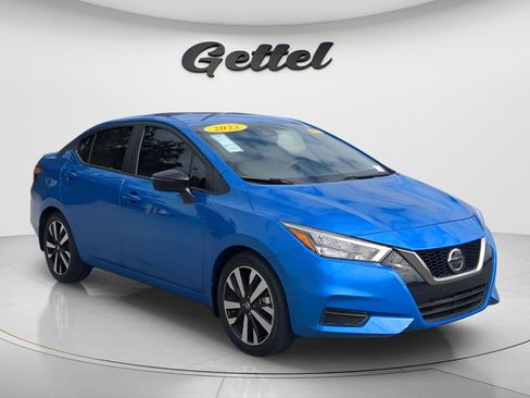 Used 2022 Nissan Versa SR w/ Convenience Package image 11