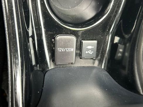 Used 2021 Toyota Prius Prime XLE image 39