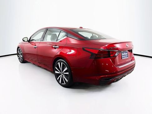 Certified 2020 Nissan Altima 2.0 Platinum FWD image 6