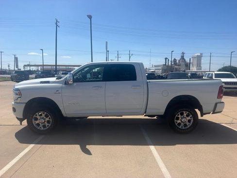 Used 2024 RAM 2500 Laramie AWD/4WD image 8