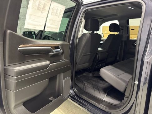 Used 2023 Chevrolet Silverado 1500 LT w/ Protection Package AWD/4WD image 33