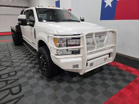 Used 2017 Ford F350 Lariat w/ FX4 Off-Road Package image 15