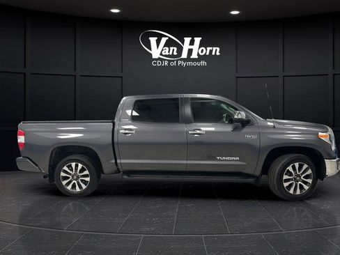 Used 2018 Toyota Tundra Limited w/ Limited Premium Package AWD/4WD image 8