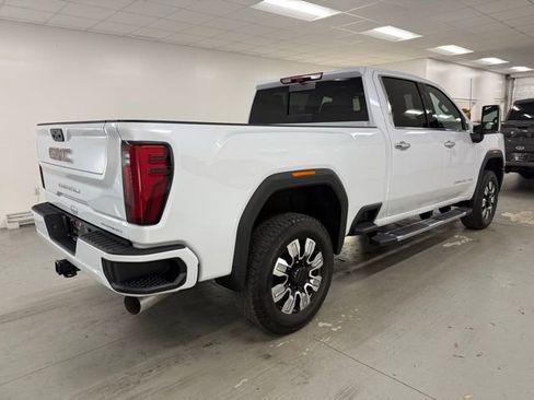 New 2026 GMC Sierra 2500 Denali w/ Denali Reserve Package image 6