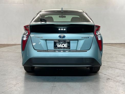 Used 2016 Toyota Prius Two image 5