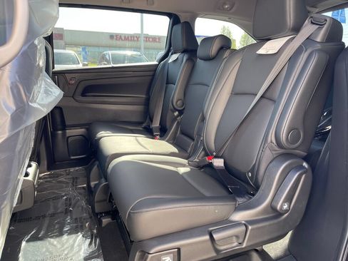Used 2024 Honda Odyssey EX-L image 12
