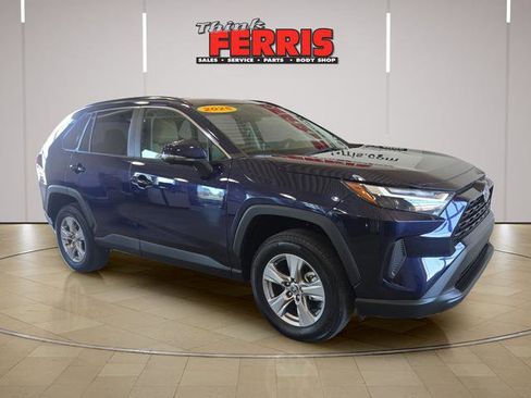 Used 2025 Toyota RAV4 XLE AWD/4WD image 7
