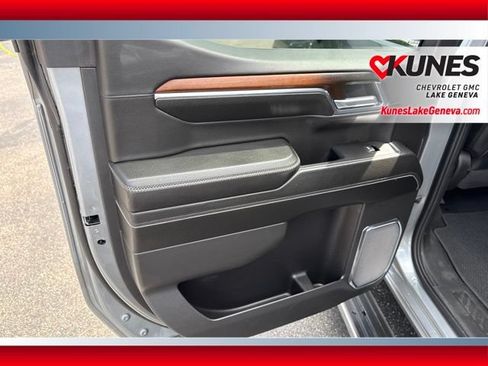 Used 2024 GMC Sierra 1500 Denali w/ Denali Reserve Package AWD/4WD image 19