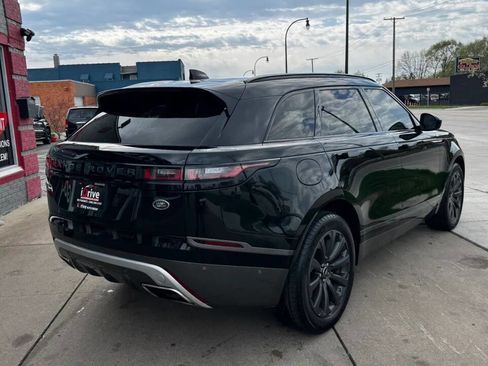 Used 2018 Land Rover Range Rover Velar R-Dynamic SE AWD/4WD image 5
