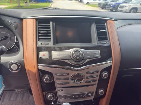 Used 2018 INFINITI QX80 2WD w/ Deluxe Technology Package image 8