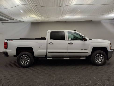 Used 2016 Chevrolet Silverado 2500 LTZ w/ Duramax Plus Package AWD/4WD image 8