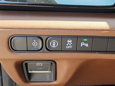 Used 2023 Acura MDX SH-AWD w/ Technology Package image 26
