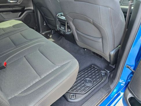 Used 2025 RAM 1500 Big Horn AWD/4WD image 40