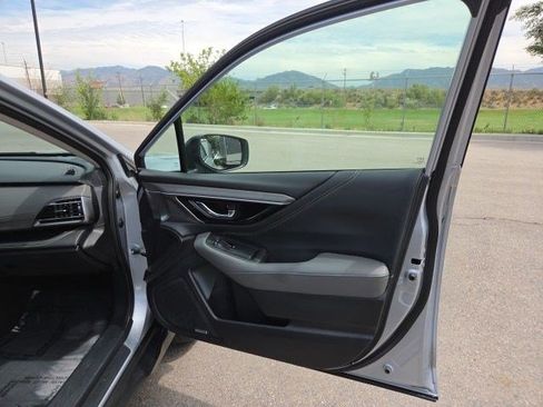 Used 2024 Subaru Outback Onyx Edition AWD/4WD image 19