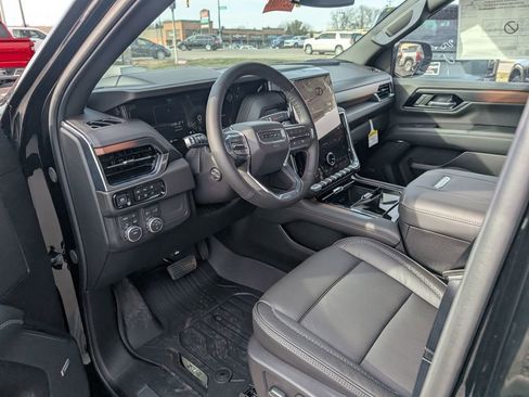 New 2026 GMC Yukon XL Denali w/ Sun & Power Step Package image 12