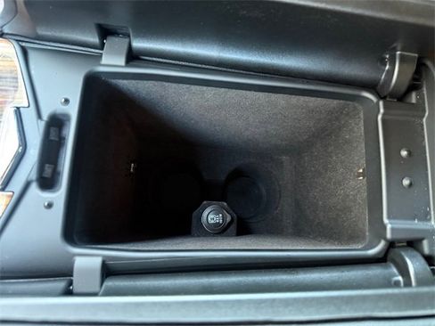 Used 2022 Maserati Levante GT image 23