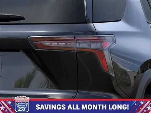 New 2026 Chevrolet Equinox LT w/ Convenience Package II AWD/4WD image 11
