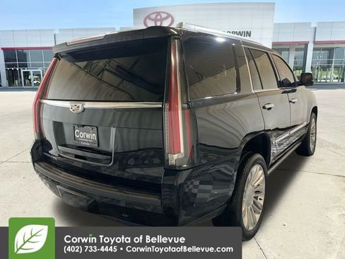 Used 2019 Cadillac Escalade Platinum image 8