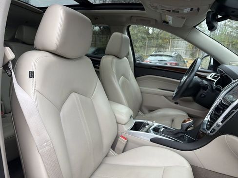 Used 2013 Cadillac SRX Premium image 19