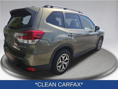 Used 2023 Subaru Forester Premium AWD/4WD image 7