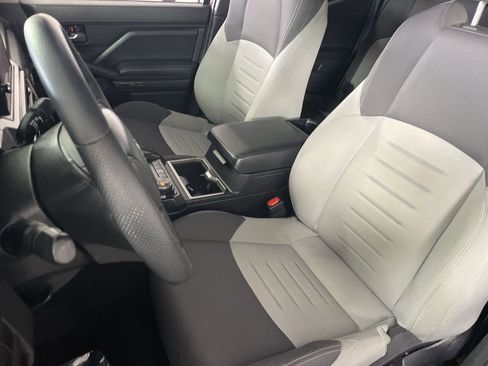 Used 2025 Toyota Tacoma TRD Off-Road image 20