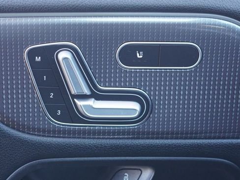 Used 2023 Mercedes-Benz GLA 250 image 34