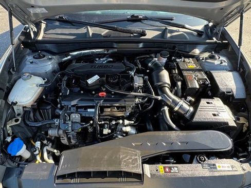 Used 2022 Hyundai Sonata Limited FWD image 2