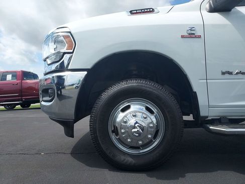 Used 2023 RAM 3500 Big Horn w/ Level 1 Equipment Group image 16