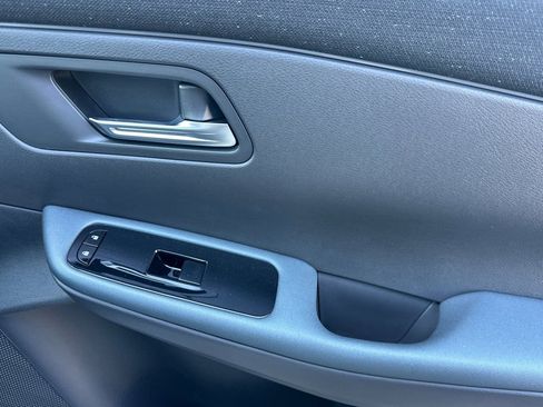 New 2026 Nissan Leaf SV+ FWD image 21