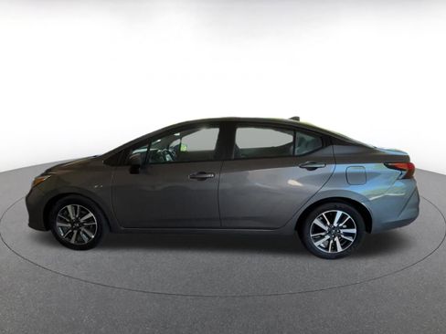 Used 2025 Nissan Versa SV FWD image 8