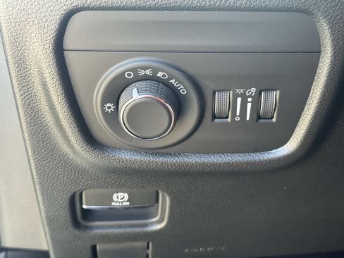 New 2026 Jeep Grand Cherokee L Laredo AWD/4WD image 21
