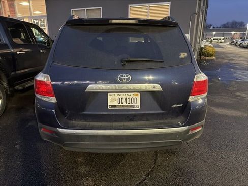 Used 2011 Toyota Highlander 4WD image 9