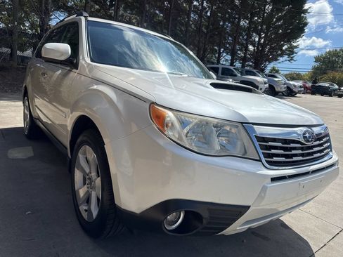 Used 2010 Subaru Forester 2.5XT Limited w/ Popular Equipment Group 1A image 7