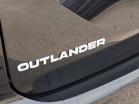 Used 2024 Mitsubishi Outlander SEL image 36