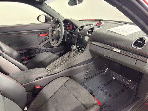 Certified 2025 Porsche 718 Cayman GT4 RS RWD image 14