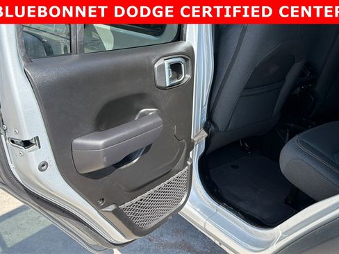 Used 2024 Jeep Wrangler Sport S image 15